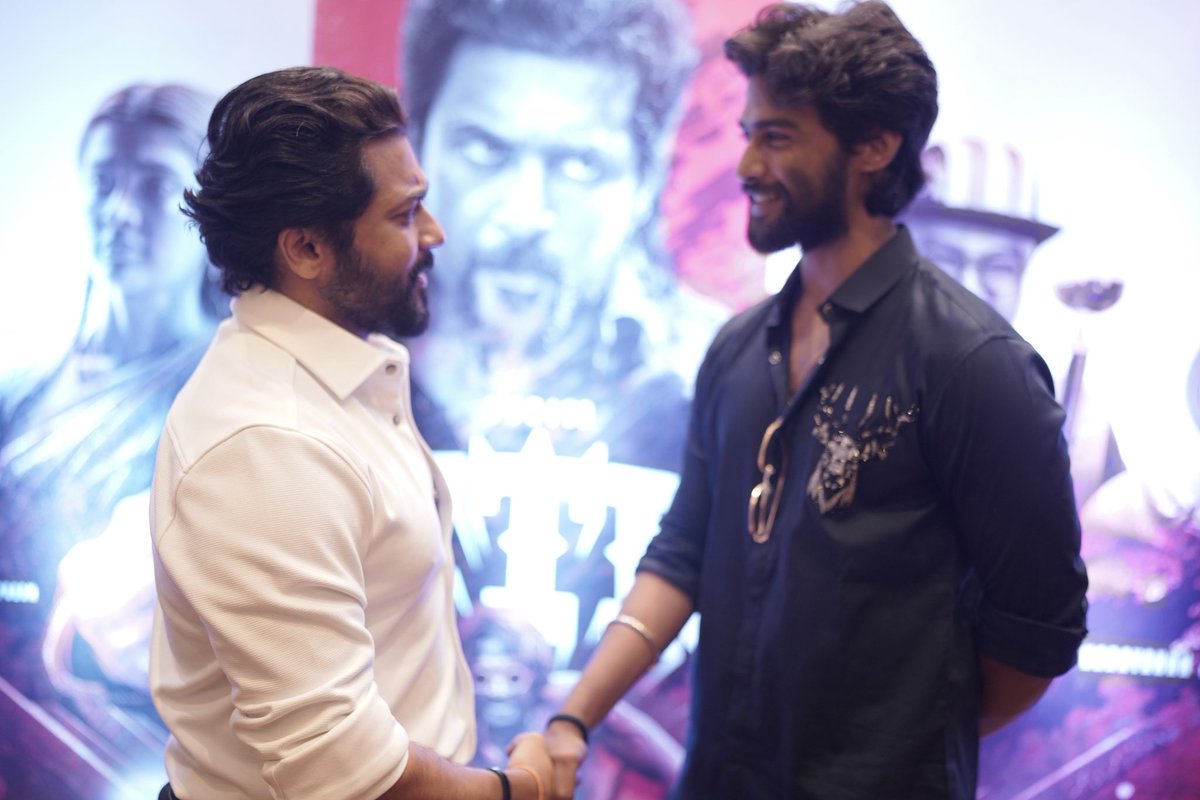 ActorVidhu's tweet image. Piranthanaal Vaazhthukkal to The One @Suriya_offl Sir! 💫
Wishing you a blockbuster year ahead 🧨
#Karuppu