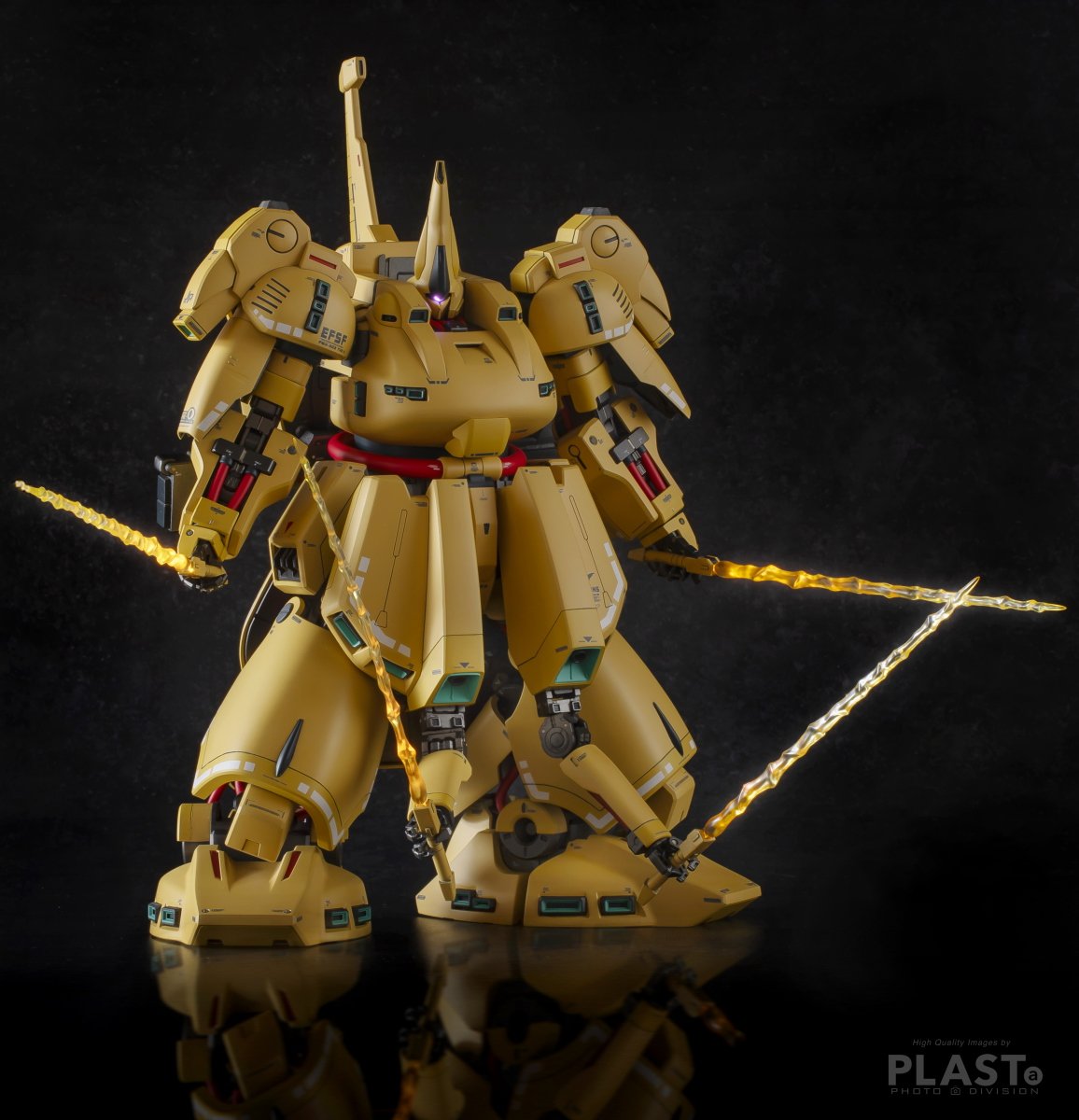 GENNAI_WORKS's tweet image. #ビームサーベル選手権
全てにミライトを仕込んであります
撮影は模型製作スペース プラスタ(@PLASTa_space)のオーナーさんにお願いしました。
