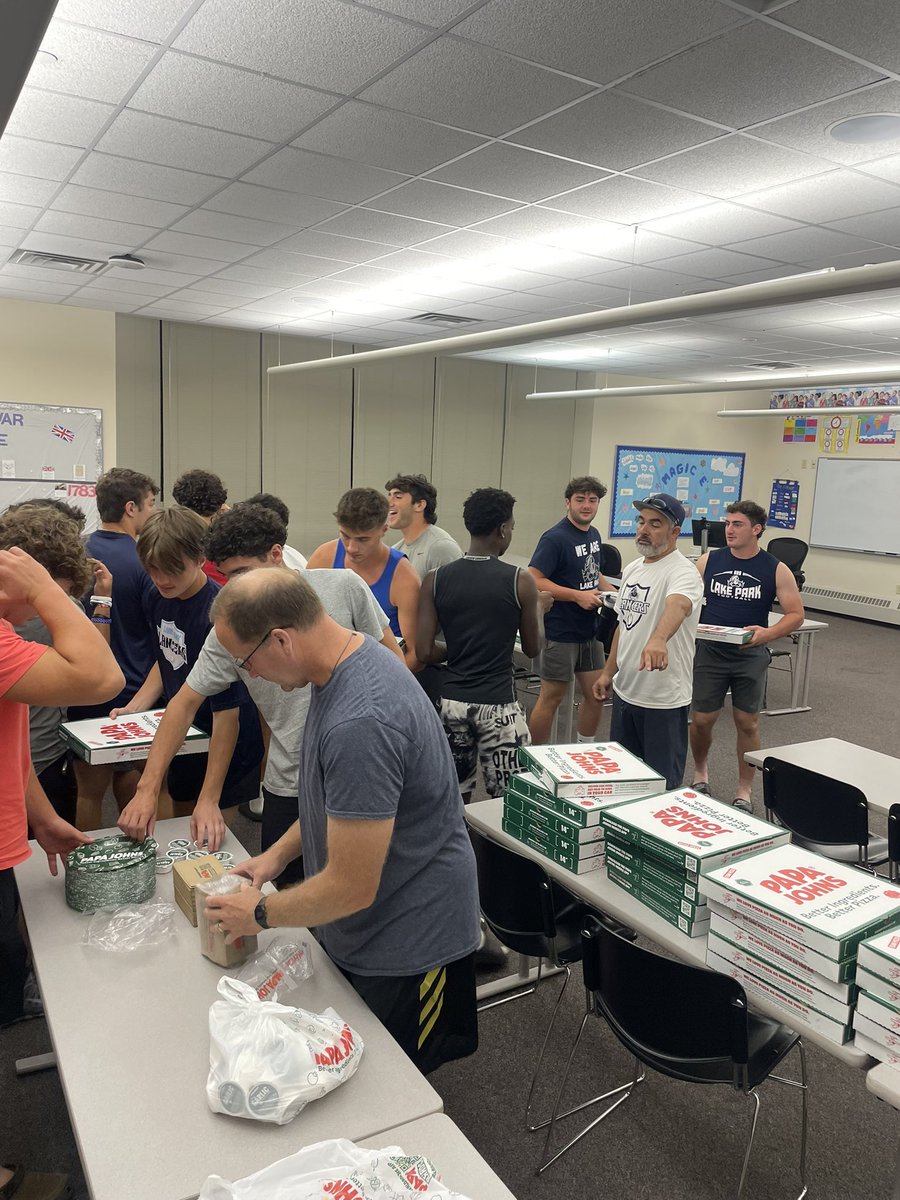 LakeParkFootbal's tweet photo. Scrimmage this morning, softball champs in the afternoon, and some late night surprise pizza and a movie. One more morning for the Lancers to grow and bond before we come home! #Team69 https://t.co/G3w4dVLsE9