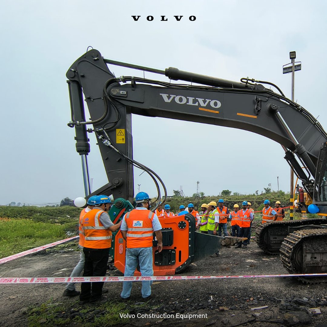The Volvo EC480 equipped with a Vibro Ripper is now
on the job at Shiv Enterprises, powering Tata Steel’s
West Bokaro site. Already in full swing, this rock-breaking duo is turning tough strata into smooth
productivity.​

Call 1800 108 6586 to know more.​

​#VolvoCE #EC480D