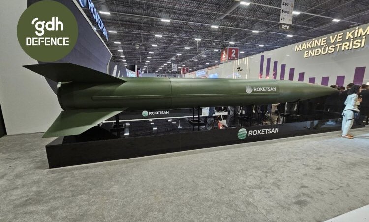 S2FUncensored's tweet image. ⚡️JUST IN:
Turkey unveils its first hypersonic missile with a range of 800 km.