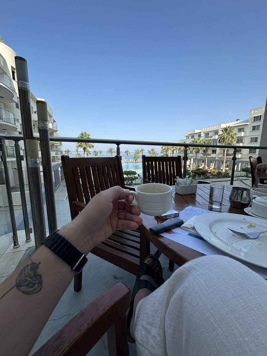rurikXsol's tweet image. GM mfrens ☕️