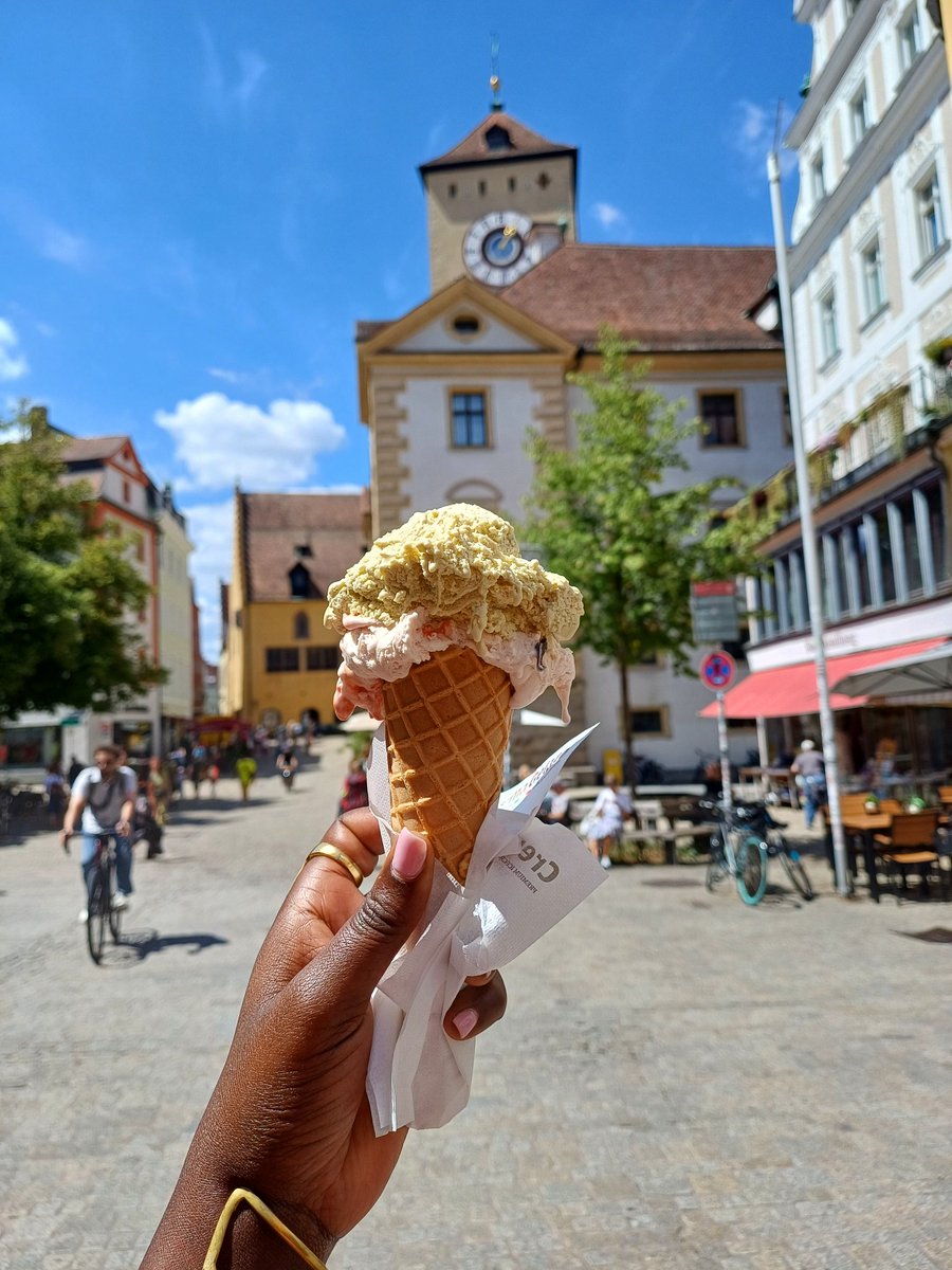 Talking to investors in moments when your entire startup's existence and survival doesn't depend on it really hits differently.

May we normalise this feeling - never return to being desperate when fundraising or negotiating partnerships, ever again. May we cement the resilience.