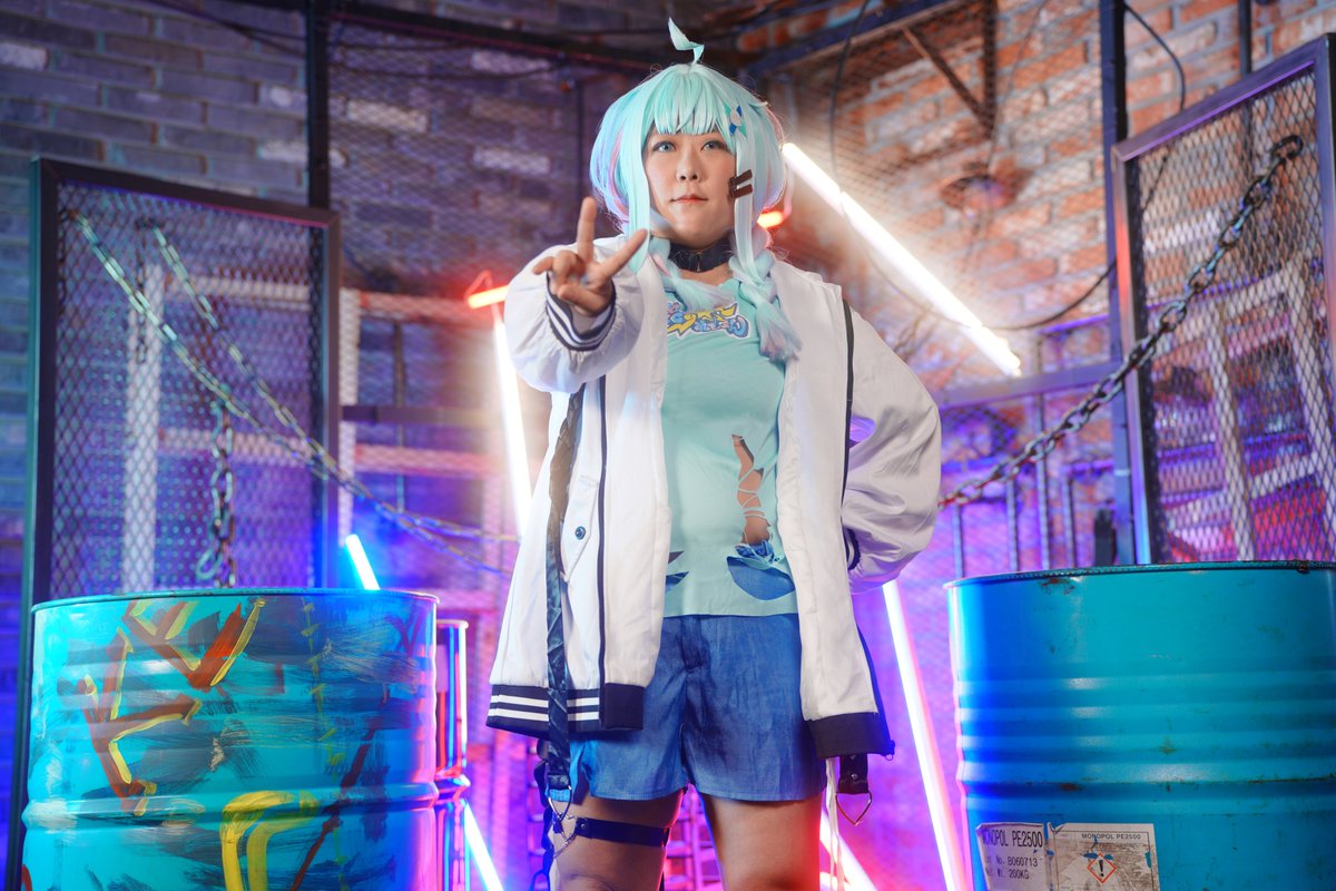 RomanticWitch's tweet image. hololive DEV_IS
FLOW GLOW
水宮枢
"しゅぴしゅわー すうの充電たりてる?"
Cos.@RomanticWitch
P.b. @_Photo_Dust_