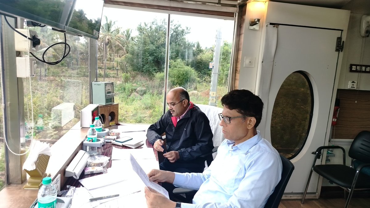 South Western Railway tweet media