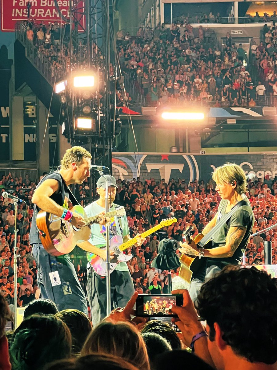 On cloud 9 after tonight! 
Thanks to my friend Chelsea for inviting me to be her concert buddy, and thanks to <a href="/coldplay/">Coldplay</a> for another amazing concert! (And for the guest list tickets 😎)

Round 2 of the boys this summer did not disappoint. #coldplaynashville