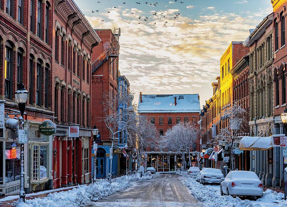 PronounSurvivor's tweet image. Somehow I did not realize that almost nobody lives in Maine.
It looks so nice. I hope it's not full of Indians now.