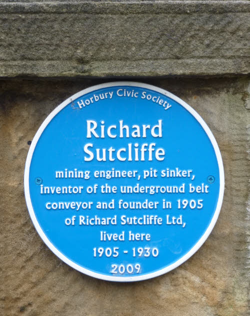 lorraineelizab6's tweet image. Richard Sutcliffe (26 Jan 1849 #Tipperary-23 July 1930). Moved to Barnsley, Yorkshire. Invented 1st coal cutting machine & underground conveyor belt! Greatly reduced labour needed to transport coal!⛏️Descendants run a company making playground equipment! horburyhistory.org/Richard-Sutcli…