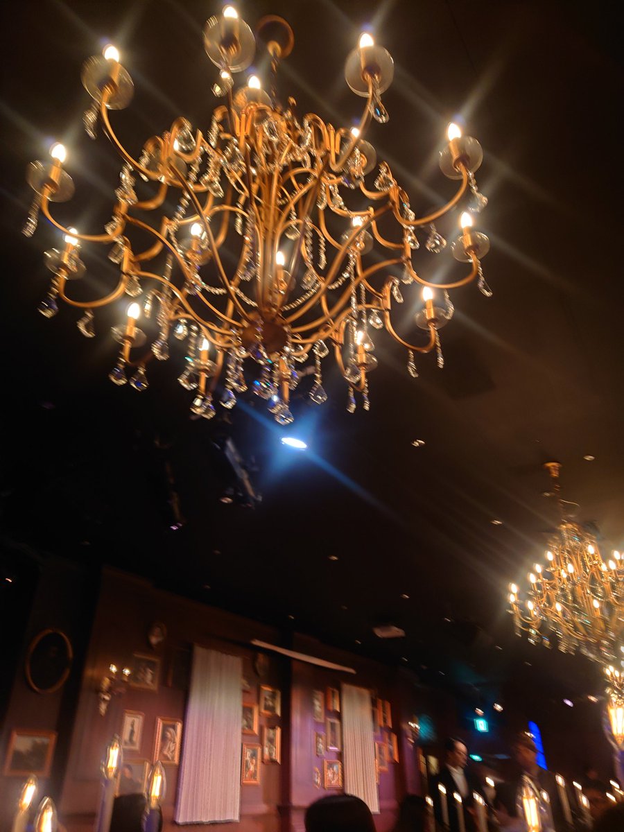 kyaopyon's tweet photo. お呼ばれしてきました
非日常体験、楽しかった〜
＃真夜中の晩餐会 https://t.co/CS7znZX4dE