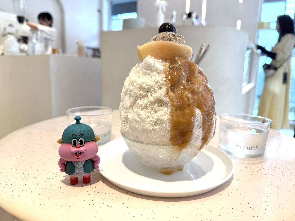 ikd_Suuuu's tweet image. 八王子では収穫が無く
かき氷で冷やしたりエビタンメンで温めたりしながら新宿と秋葉原に行ったら再販を待ってたカノントータスを確保！🐢✨️
ダークホーンとストームソーダーをキャリーにギュウギュウに詰めて今回の来日はフィニッシュ！
打ち上げも楽しかったなぁ🤤
帰ります！✈️