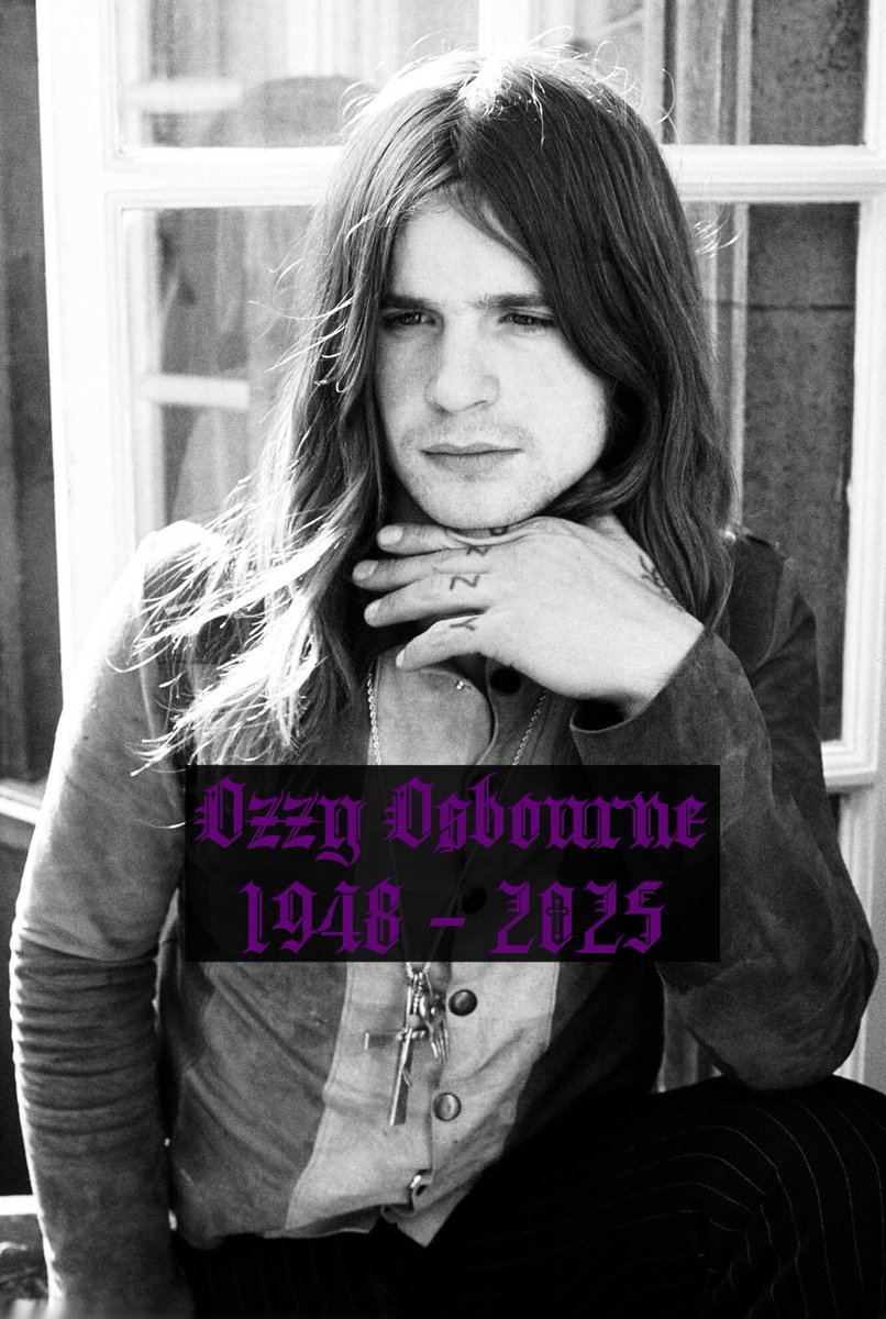 D_hun666's tweet image. The first time I heard his voice, it was like thunder wrapped in chaos. From Sabbath to solo, he led me down a path of heavy riffs, haunting melodies, and unapologetic weirdness. Ozzy made it okay to be loud, dark, and different and for that, I’m forever grateful. Rest easy🤘🏻😢