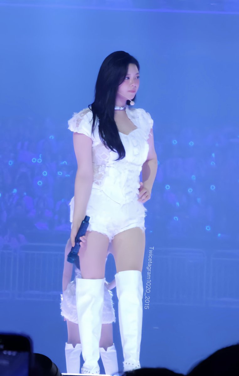 Once1020cola's tweet image. 250720 Twice仁川場
#twice #林娜璉 #俞定延 #平井桃 #湊崎紗夏 #트와이스 #임나연 #ナヨン #유정연 #ジョンヨン #모모 #平井もも #사나 #湊崎紗夏 #サナ #twice_thisisfor_world_tour