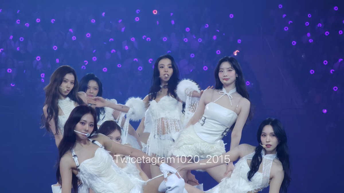 Once1020cola's tweet image. 250720 Twice仁川場
#twice #周子瑜 #트와이스 #쯔위 #ツウィ #twice_thisisfor_world_tour