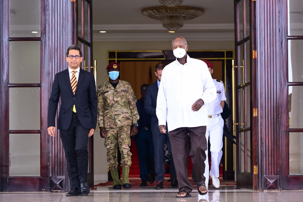 KampalaPost's tweet image. Museveni, Outgoing French Ambassador Discuss Trade, Oil and Stronger Ties kampalapost.com/content/museve…
