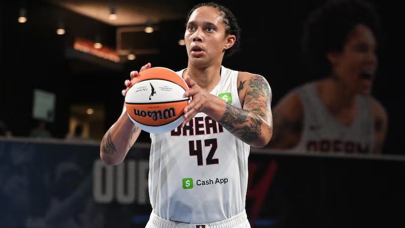 GeepersNFT's tweet image. Brittney Griner Feels If LeBron, Top Stars Were Detained There'd Be Different Reaction
Atlanta Dream center Brittney Griner said the reaction to her detainment in Russia would have been different if the situation occurred to other star athletes.
When former NFL MVP Cam Newton…