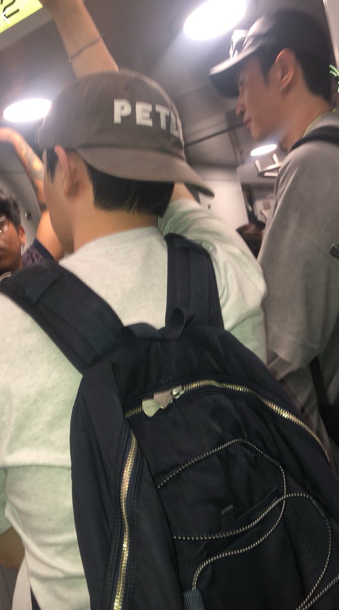 kyungsoo_stan's tweet image. KYUNGSOO TOOK A SUBWAY IN MEXICO 😭😭😭🥹