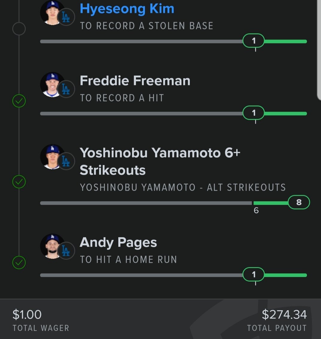 THATpinkSWAGG's tweet image. 😢😢