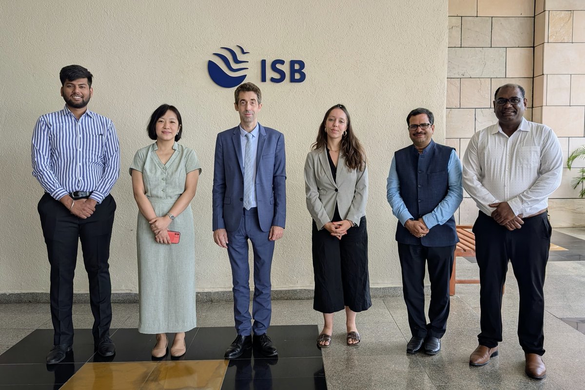 Consulate General of France in Bangalore 🇫🇷 🇪🇺 (@bangalorefrance) on Twitter photo July 17: a delegation led by CG of France Marc Lamy, & Attache for #academic & #scientific #cooperation Antoine Guillemet visited <a href="/ISBedu/">Indian School of Business (ISB)</a> & <a href="/MahindraUni/">Mahindra University</a>.
While ISB is one the top #business schools ranked 27 by the <a href="/FT/">Financial Times</a>, Mahindra university is a member of <a href="/centralesupelec/">CentraleSupélec</a> network. July 17: a delegation led by CG of France Marc Lamy, & Attache for #academic & #scientific #cooperation Antoine Guillemet visited <a href="/ISBedu/">Indian School of Business (ISB)</a> & <a href="/MahindraUni/">Mahindra University</a>.
While ISB is one the top #business schools ranked 27 by the <a href="/FT/">Financial Times</a>, Mahindra university is a member of <a href="/centralesupelec/">CentraleSupélec</a> network.