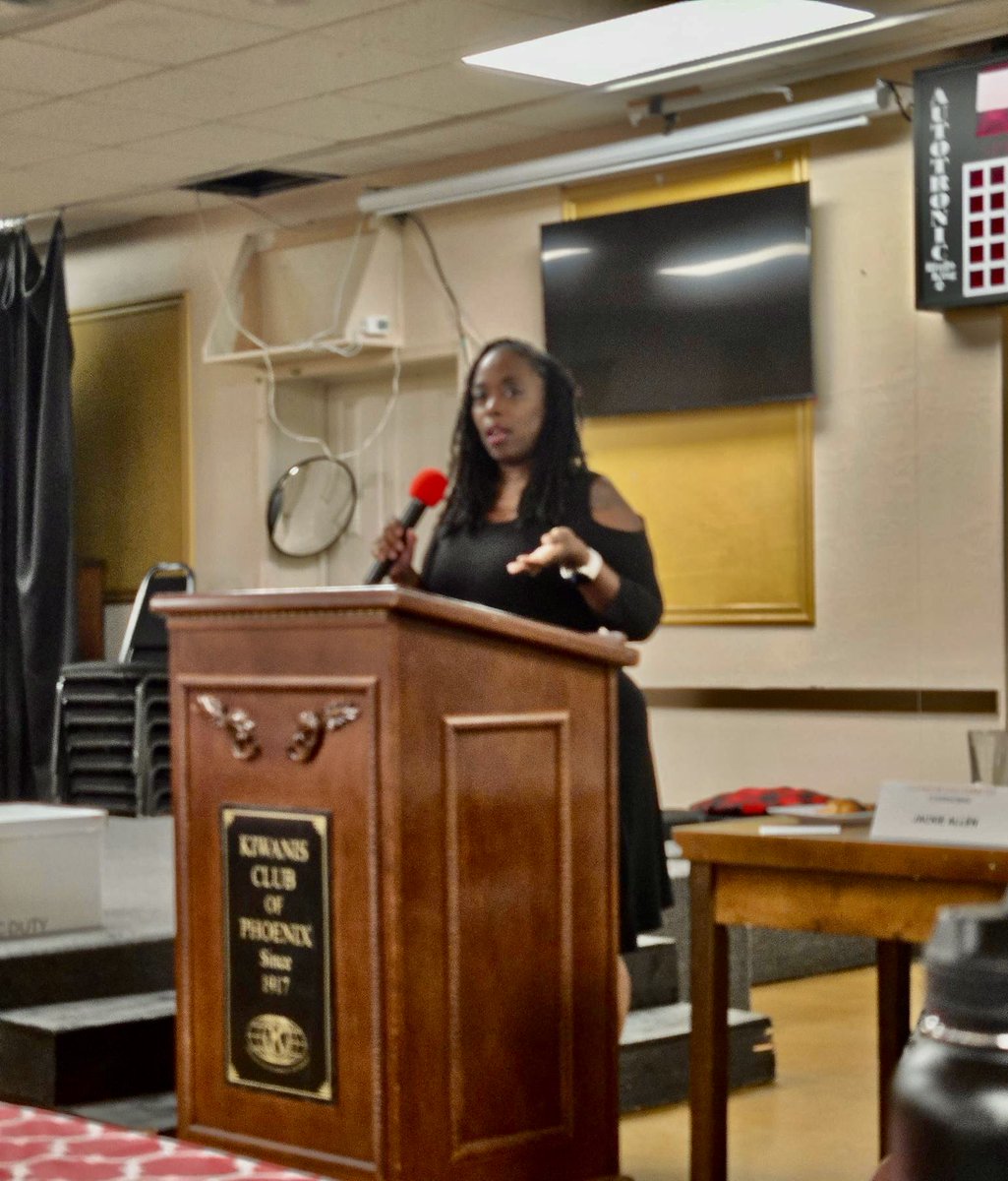 Rach_IC's tweet image. Had a great time speaking to my GOP legislative district 5 in commie central Phoenix tonight with my BFF MAGA reporter friend @Kelly4Humanity! It was exciting to hear we have some solid conservative candidates running for the Phoenix City Council, so things may be changing.…