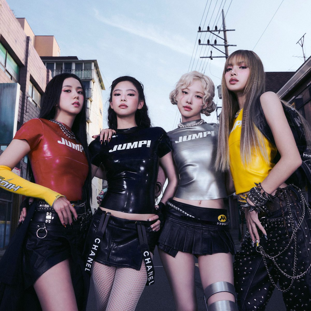 TheePopCore's tweet image. BLACKPINK’s “JUMP” reaches new peak at #8 (+30) on this week’s Billboard Japan Hot 100. 🇯🇵