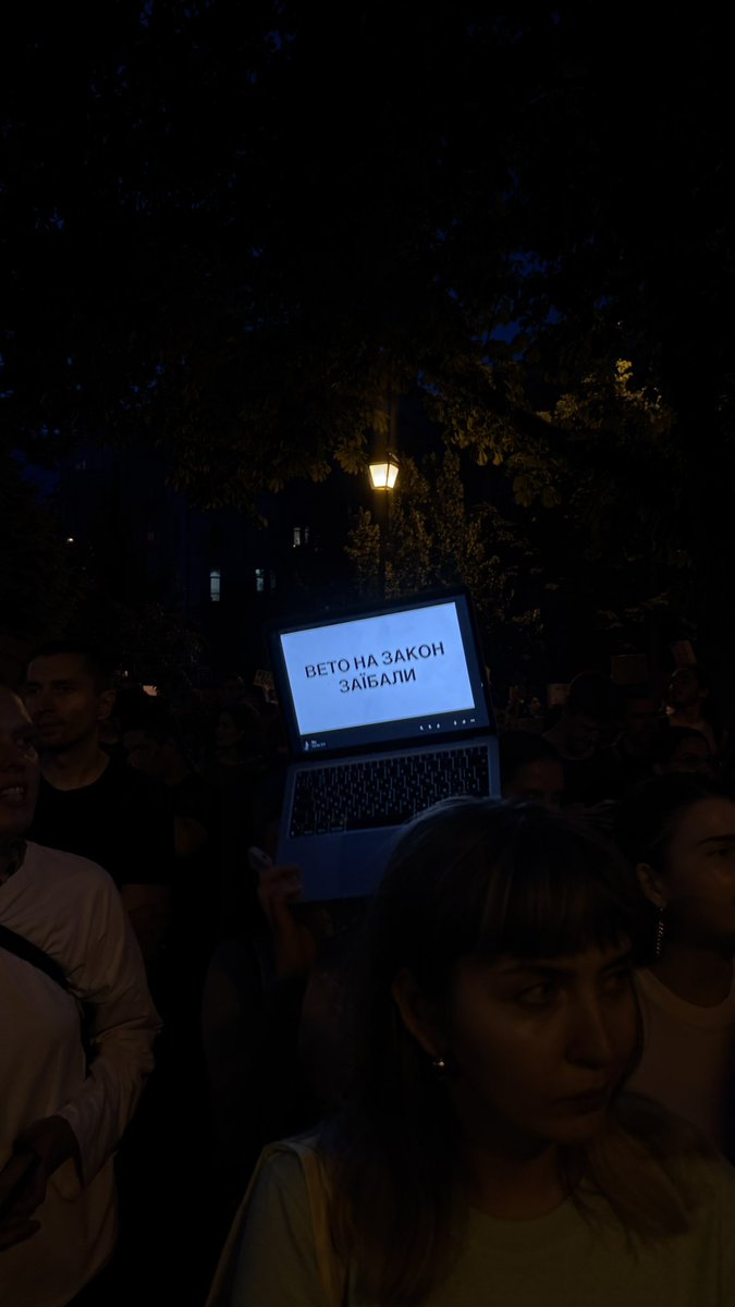 manevskayav's tweet image. Хто вчора був на акції з вас репост, хто не був з вас донат на реабілітацію військових
send.monobank.ua/jar/7WX38xaDht