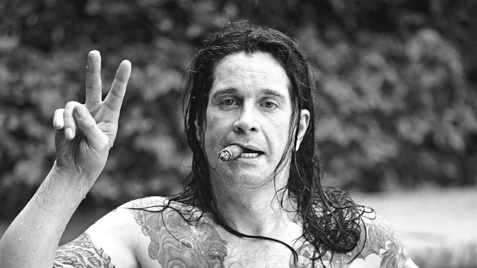 BartSlim's tweet image. Begon wel steeds meer op Hans Teeuwen te lijken trouwens.

#OzzyOsbourne