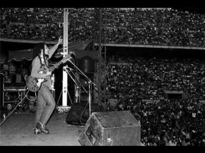DekaGuido's tweet image. “E lo stadio era pieno, Cinzia e il suo veleno.
E lo stadio era pieno, Cinzia e il suo veleno”
Piero e Cinzia ~Antonello Venditti
youtu.be/NJ-jIvsvVfg?si…