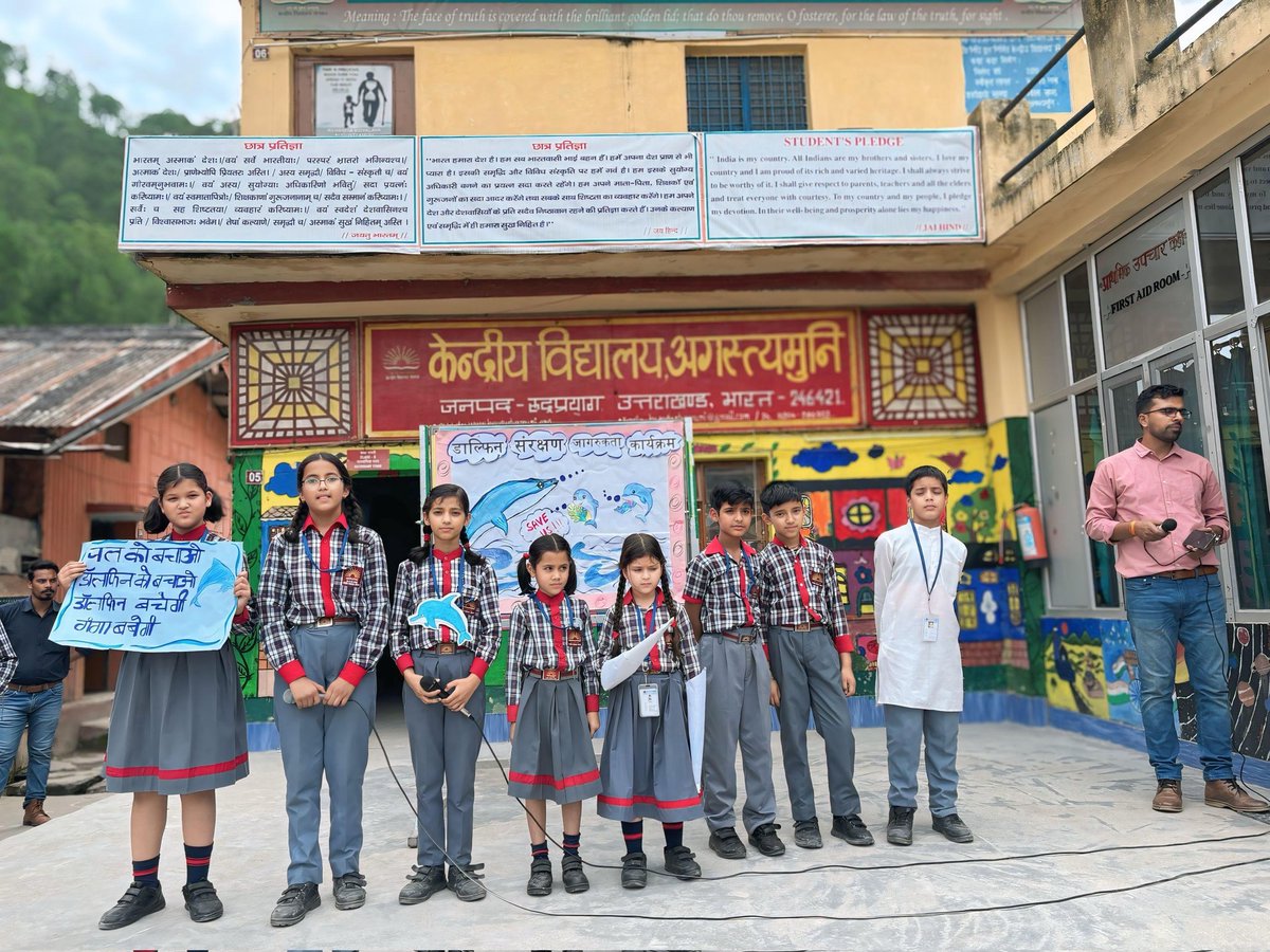 kvaug1947's tweet image. "Under the #ProjectDolphin initiative, our school organized a vibrant painting competition, creative role play, and a heartfelt pledge to protect aquatic life. Students showcased their talent and commitment towards conserving river dolphins and our environment. 🌊🐬 #SaveDolphins…