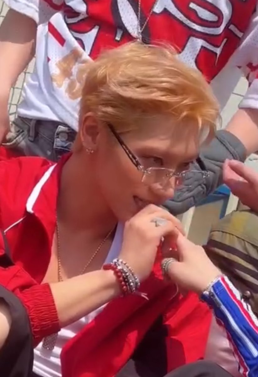 Me to <a href="/matthewsabiel/">𝗠𝗮𝘁𝘁</a> every time he is around. Noms him.