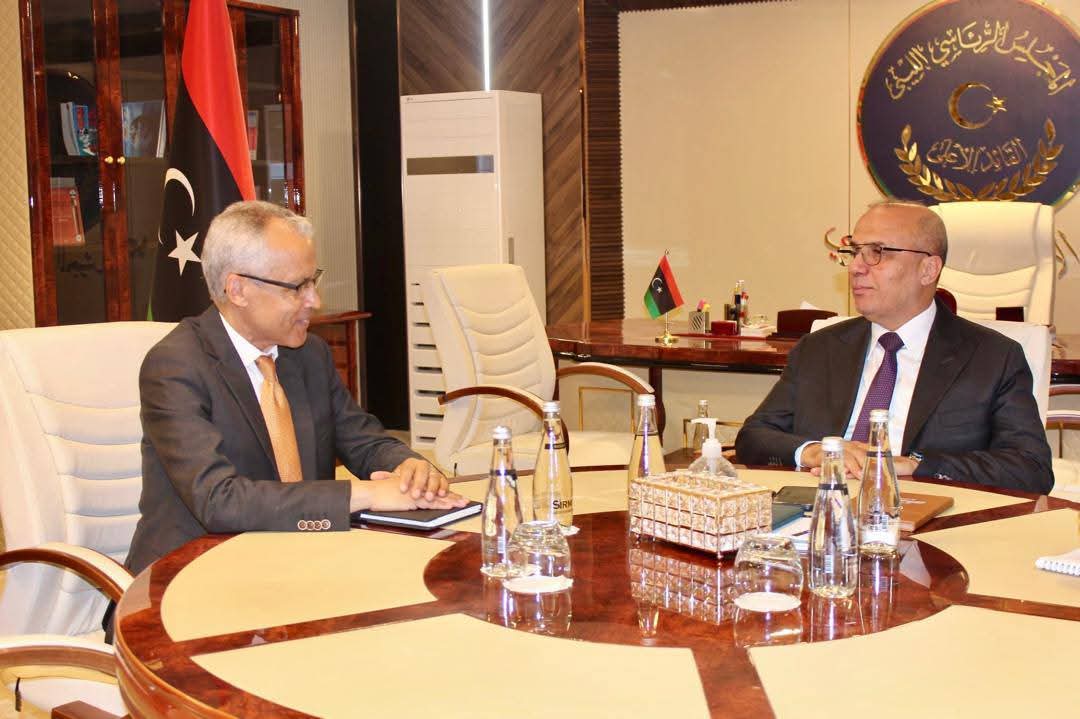 في إطار انتهاء مهمتي كسفير لفرنسا في ليبيا التقيت مع سعادة النائب بالمجلس الرئاسي السيد #عبدالله_اللافي و تبادلنا حول الوضع الأمني هشاشته وضرورة الحفاظ على الهدنة و أيضا المسار السياسي بعد الإحاطة الأخيرة للسيدة <a href="/HannaTetteh/">Hanna Tetteh</a>

<a href="/AmbaFranceLibye/">La France en Libye 🇨🇵🇱🇾</a> <a href="/francediplo_AR/">الخارجية الفرنسية 🇫🇷 🇪🇺</a>