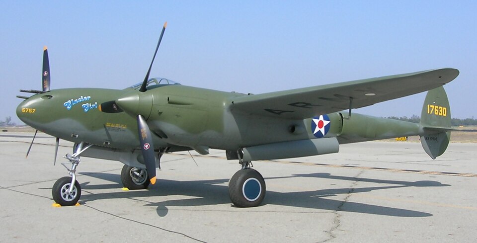 CzechArtGirl's tweet image. "Glacier Girl," a Lockheed P-38F-1-LO Lightning
from the US Army Air Force, was lost in WWII.
She was discovered in a glacier and recovered after 50+ years (1992) and fully restored to flying status (2002).
The excavation of Glacier Girl was documented in an episode of Theβ¦