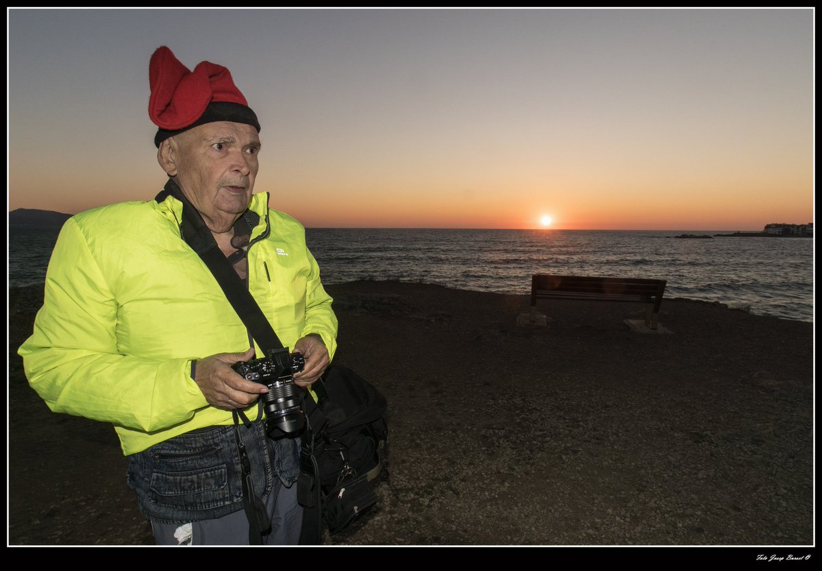 No t'oblidarem mai, Cinto.  A.C.S.