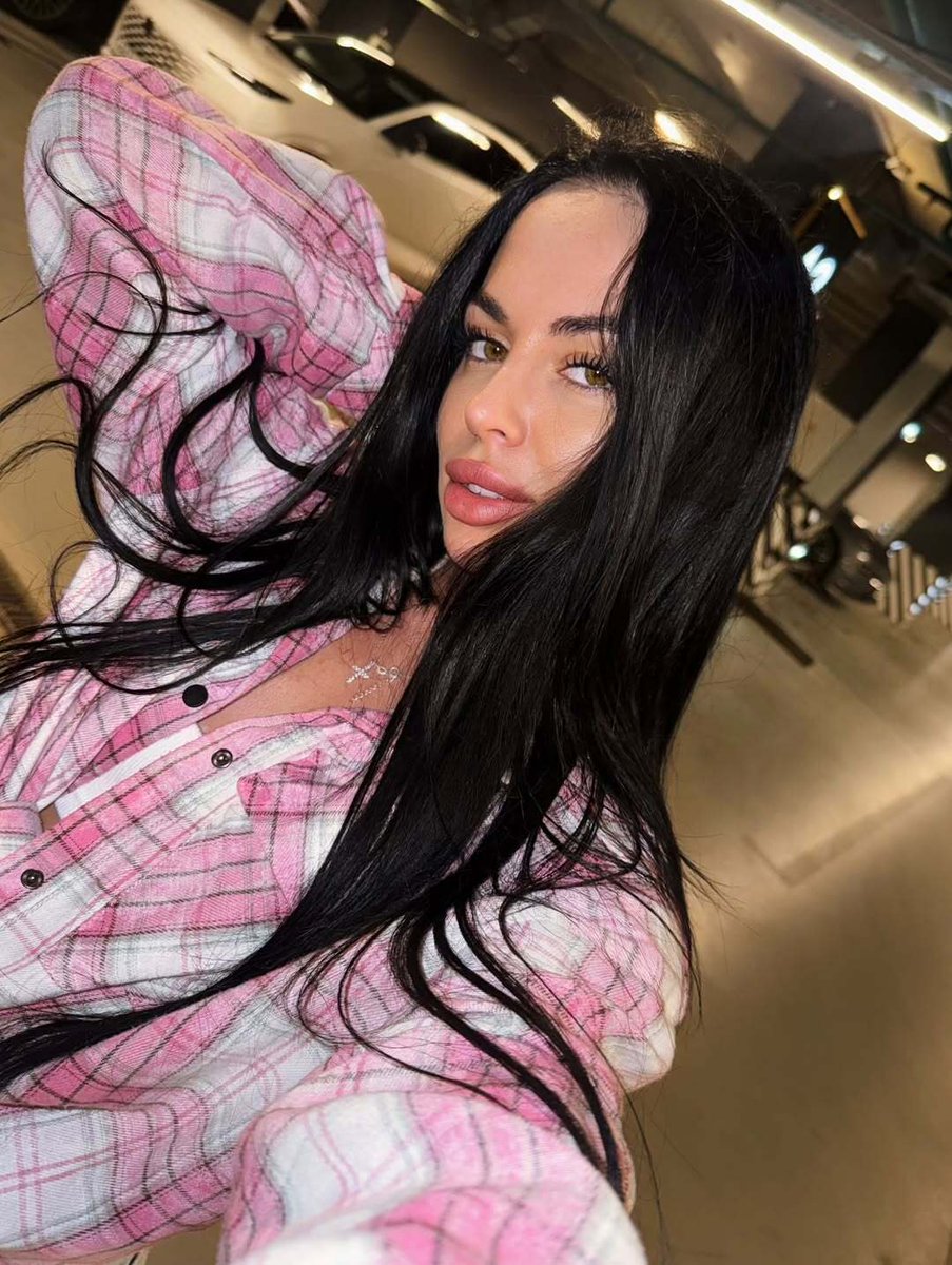 Cute in pink, cruel in control. Don’t let the flannel fool you—I still own you.