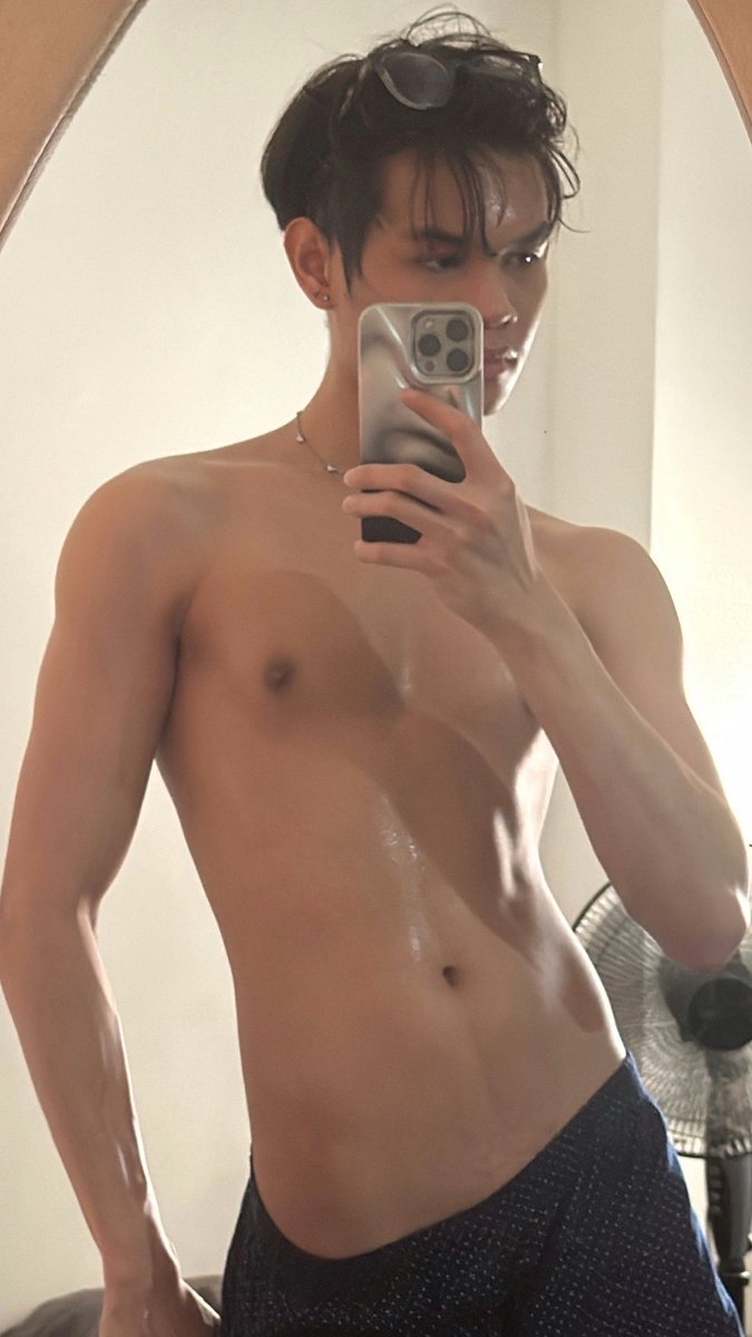 Hi