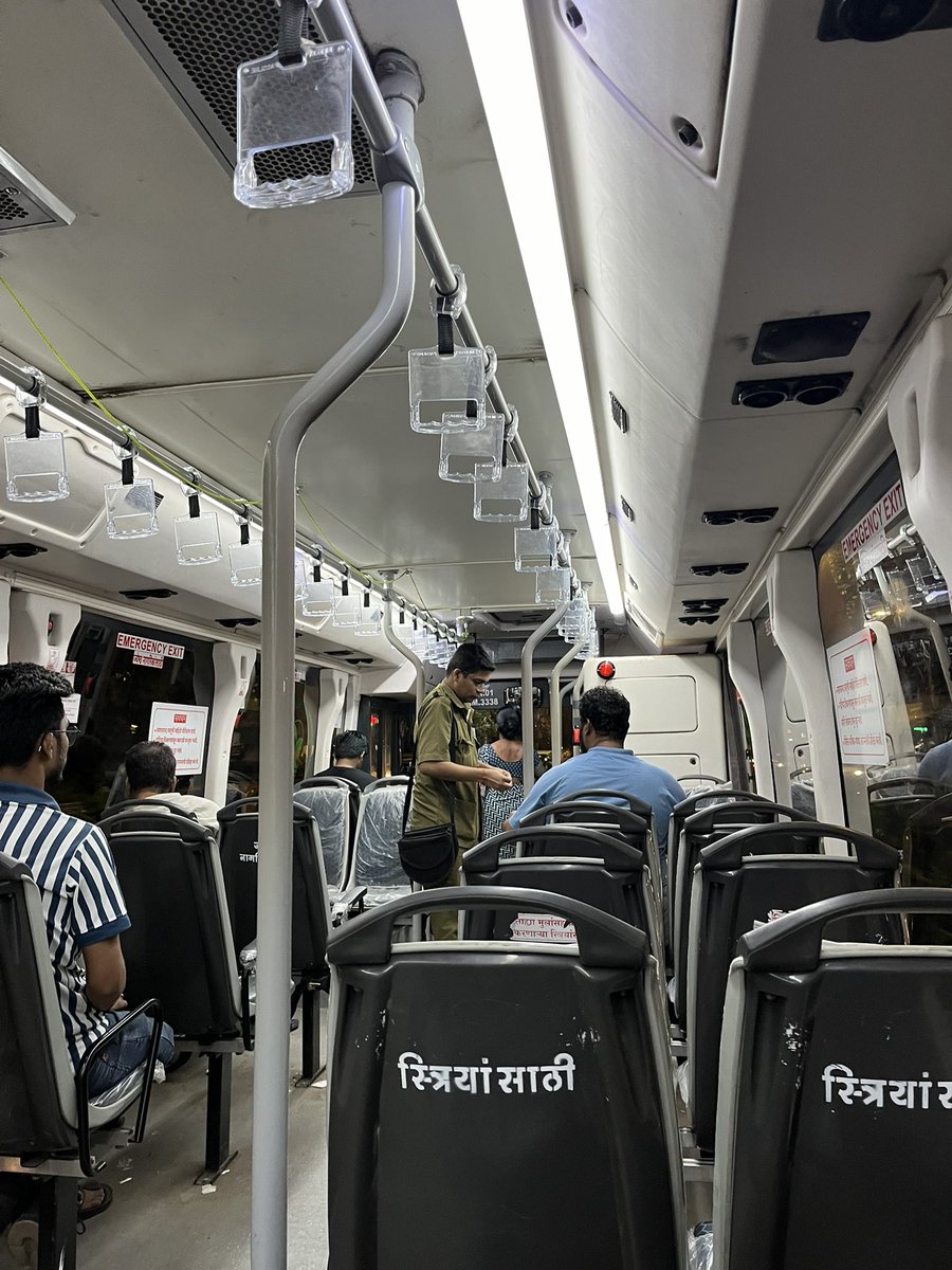 marinebharat's tweet image. BEST Mumbai has just 1000 AC Electric Buses
Another 4500 AC Electric will join fleet soon. Deliveries are delayed due to Global Supply Chain constraints
BEST Mumbai should submit interest under PM eDrive Scheme.
Mumbai needs 10,000 AC Electric Buses, especially iconic DD…