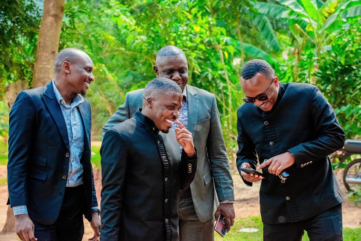 FERDINANDIUS's tweet image. Happy Birthday @JCRugaya the BEST Man that has been available ever since we met 11 years ago. You have walked an incredible journey and the grace of God is upon you. As you climb further the ladder, please be reminded that a seed that is not sown doesn’t germinate. Forass from…