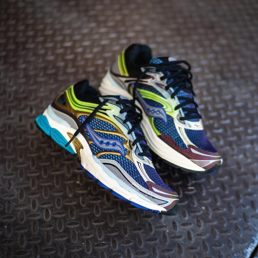 ashowzwears_'s tweet image. SAUCONY PROGRID OMNI 9 Crystal Cave
Size - 40- 45
Price - N72,000
Order link: wa.me/+2349068187970
