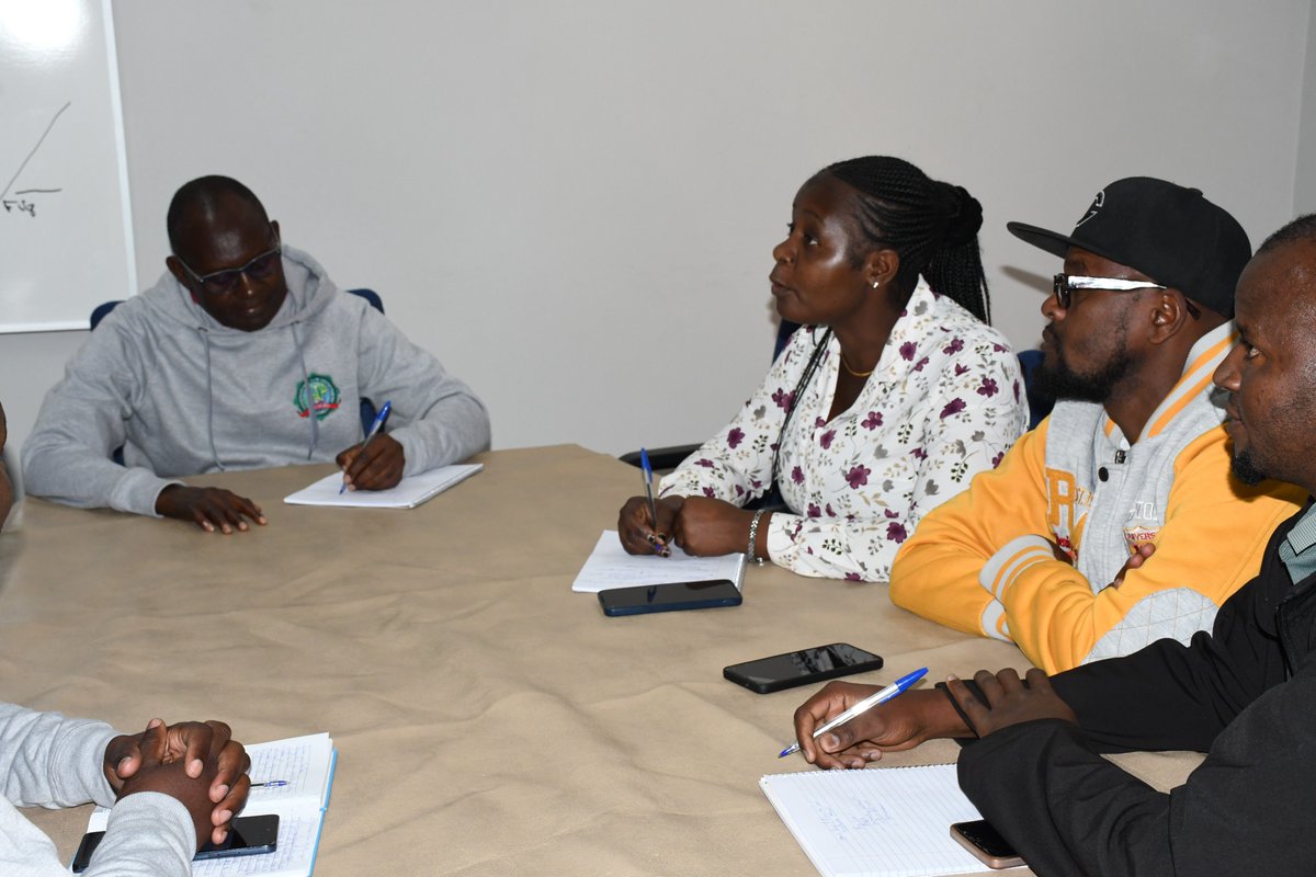 USEmbassyKenya's tweet image. Last week, Kenyan representatives joined @DHSgov Homeland Security Investigations & @StateINL in Botswana to exchange expertise and strengthen efforts to combat trafficking in persons, enhancing regional security & fighting transnational crime. #EndTrafficking