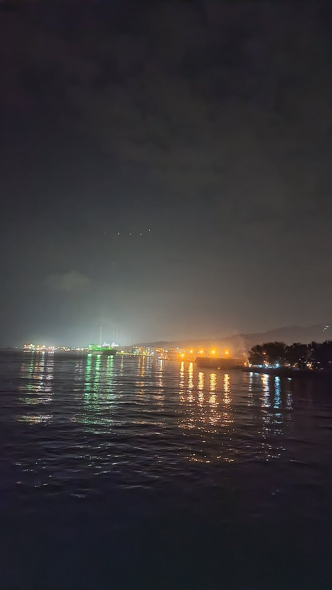 Selat sunda jadi saksi
Cinta dan airdrop kapan terdistribusi