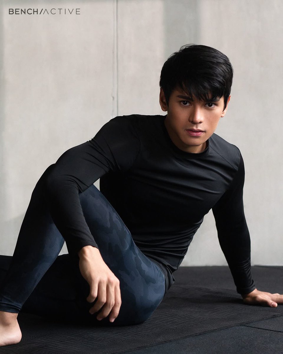 duslesyu's tweet image. Basta excited sa new bench photo ni dustin.

#DustinYu