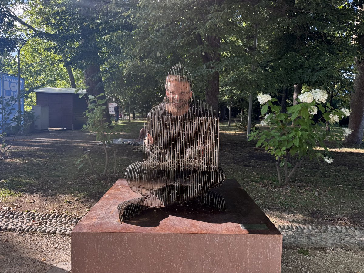 DolarCripto's tweet image. Halfway through @planb_network ‘s summer school. We are all Satoshi. #LuganoSummeeSchool25