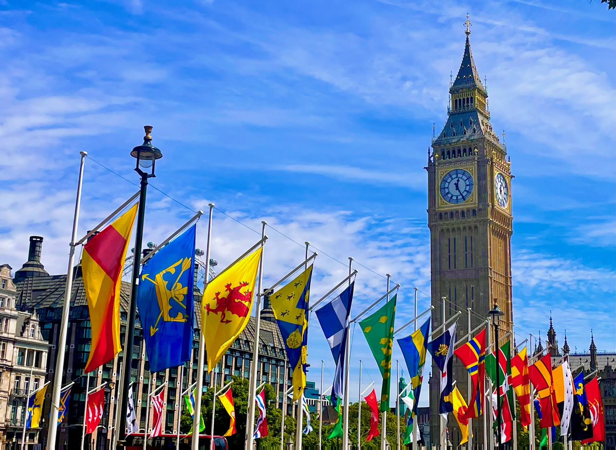 RealCounties's tweet image. 🎉 Today is Historic County Flags Day! 🇬🇧
Our county flags are flying proudly in Parliament Square.
They aren’t just symbols - they’re a statement that our historic counties matter. Let’s keep their legacy alive! 💚
📸 Share your county’s flag and tag us to show your pride!
