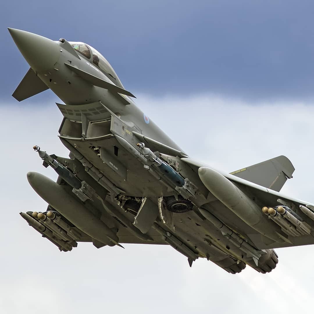 bosunatiklama's tweet image. Almanya, Türkiye'ye 40 Eurofighter savaş uçağı satışı için ön onay verdi. (Der Spiegel)