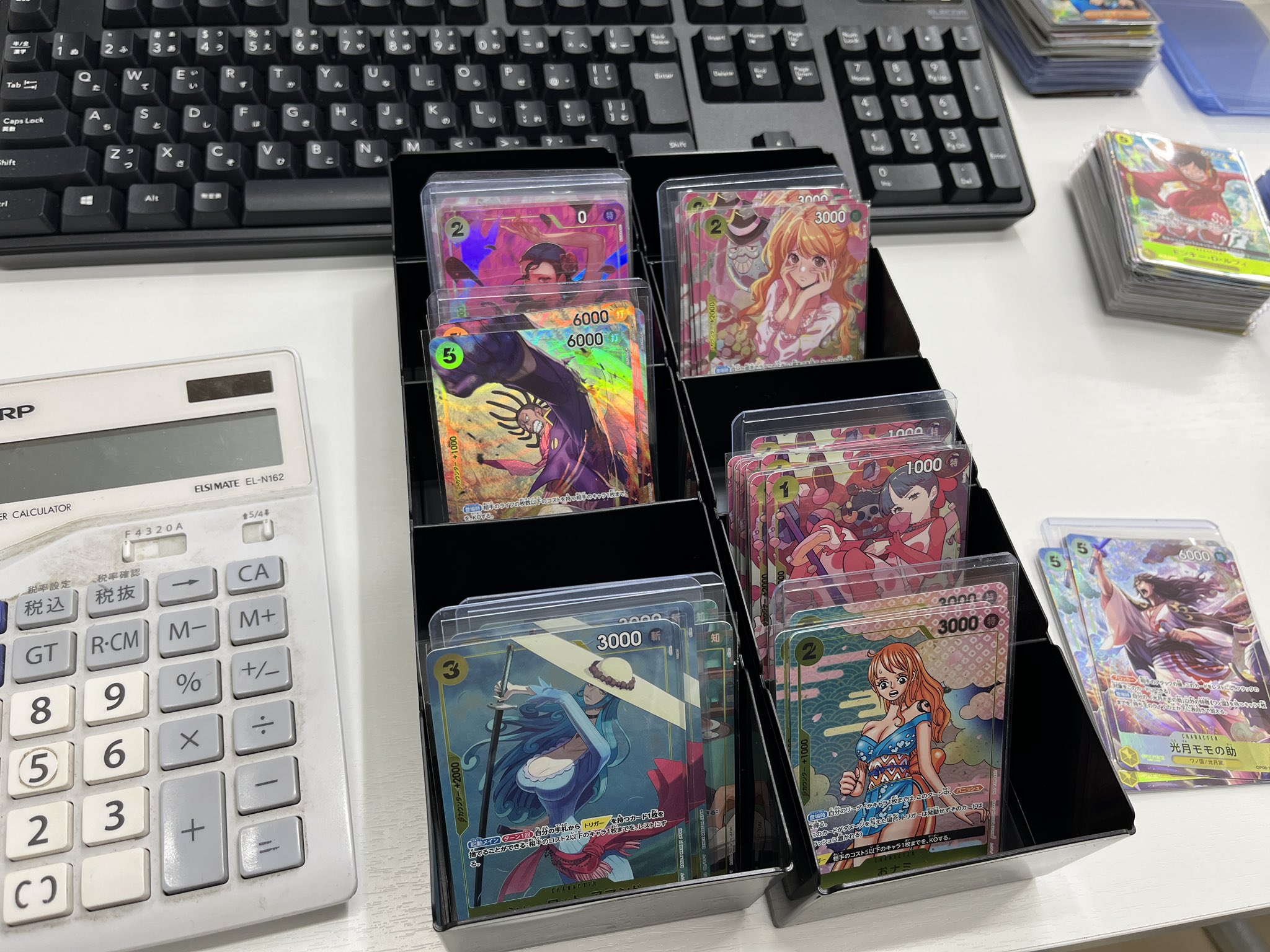 とあるトレカ屋の整理品 Amazon.co.jp: トレカ大容量ファイル -たくさんのカードをキレイ