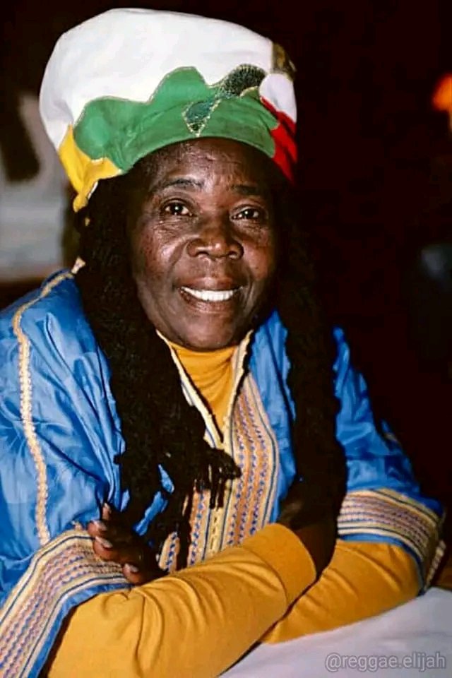 Iya_Livity's tweet image. Blessed Earthstrong to Cedella Marley Booker mother of Reggae legend, Robert Nesta Marley! #reggae 🇯🇲🔥