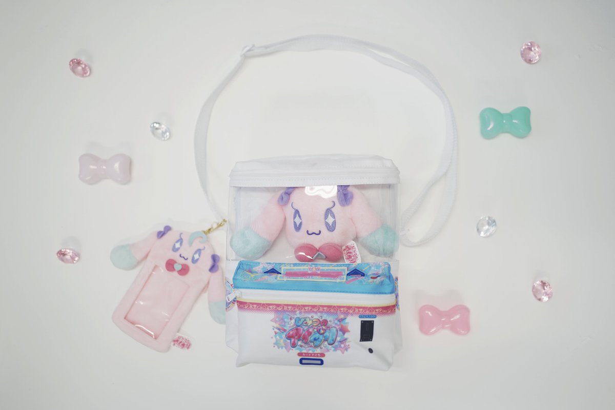 T_ARTS_PRETTY's tweet image. 【めが姉ぇ】
/
ゲーム機が小さくなっちゃた?!
#ひみつのアイプリ
ゲームきポシェット予約受付中
\
ひみつのアイプリ ゲームきポシェットの使用例を紹介♩
好きなキャラクターのグッズを入れて推し活バッグとして使えるわ✨…