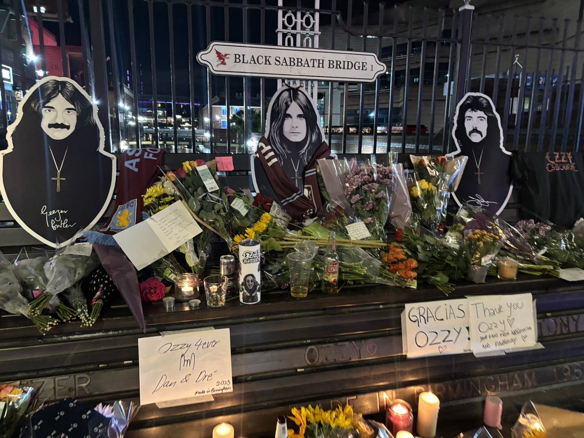 God Bless You, Forever a Legend

#OzzyOsbourne #Ozzy #PrinceOfDarkness
