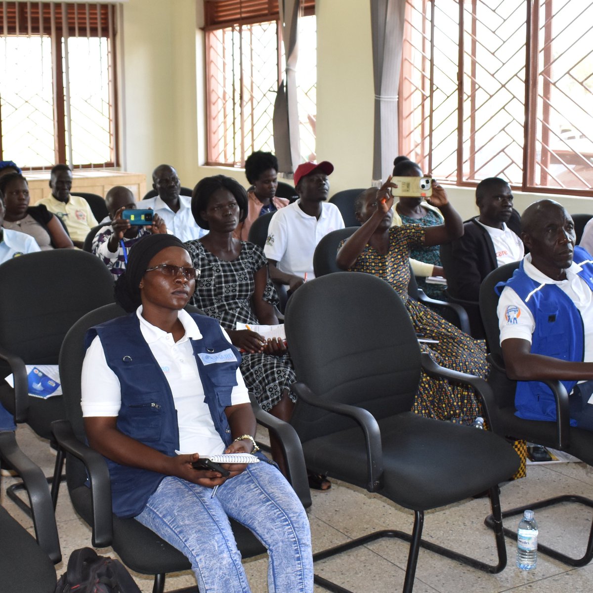 GCSP_Uganda's tweet image. ππΊπ¬ In Terego, youth are stepping up! πͺ
With support from @GCSP_Uganda π©πͺπͺπΊ, @CEFTRAWESTNILE launches a 12-month youth empowerment project to boost youth and #CSO engagement in decision-making. π³οΈπ€
βMeaningful participation begins with youβ is the powerful motto. π