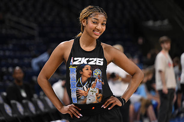 DailyNBAStats's tweet image. Angel Reese today:
11 points
11 rebounds
3 assists
1 block
50% FG
9 TURNOVERS
30 minutes
The Sky lost to the Lynx by 23