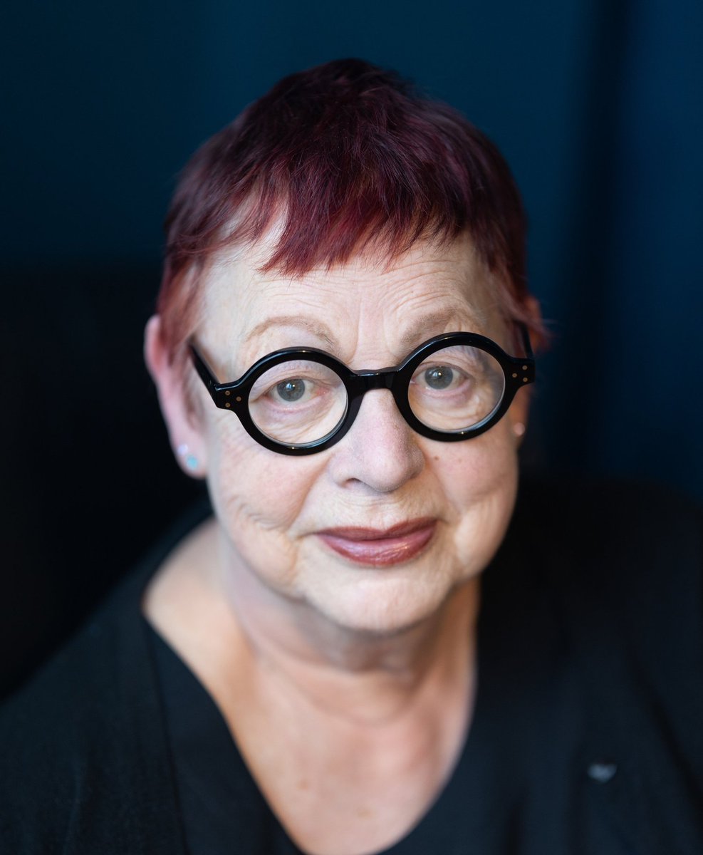 daveainsworth63's tweet image. Happy birthday to the brilliant English comedian Jo Brand who was born on this day in 1957. #JoBrand #GettingOn #JoBrandThroughTheCakehole #TheBrainDrain #SaturdayLive #JustAMinute #TheNewsQuiz #HaveIGotNewsForYou #WouldILieToYou #TheGreatBritishBakeOff #QI #Splash
